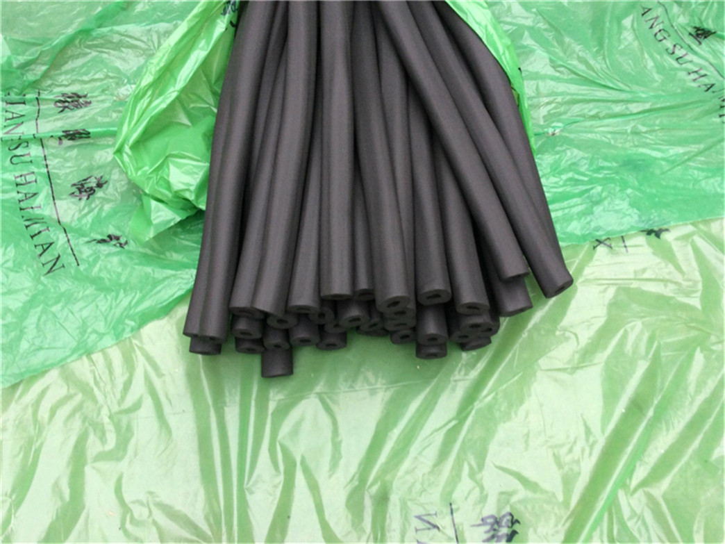 暖氣管黑色橡塑保溫管 暖氣管黑色橡塑保溫管